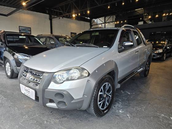 FIAT STRADA 1.8 MPI ADVENTURE CD 16V FLEX 2P MANUAL FIAT STRADA 1.8 MPI ADVENTURE CD 16V FLEX 2P MANUAL